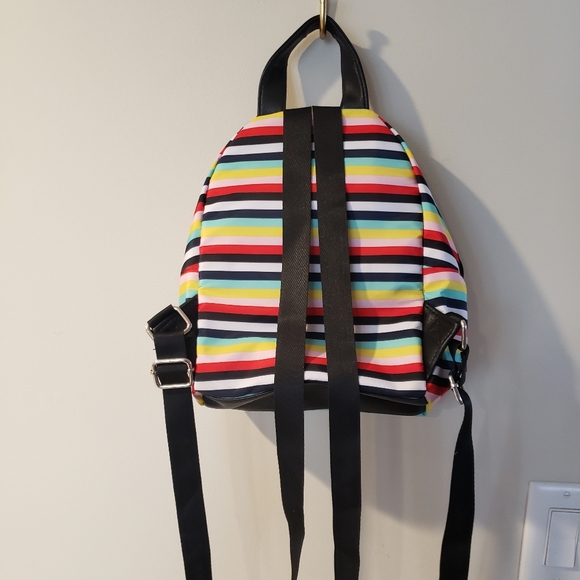 Striped backpack - Picture 3 of 3